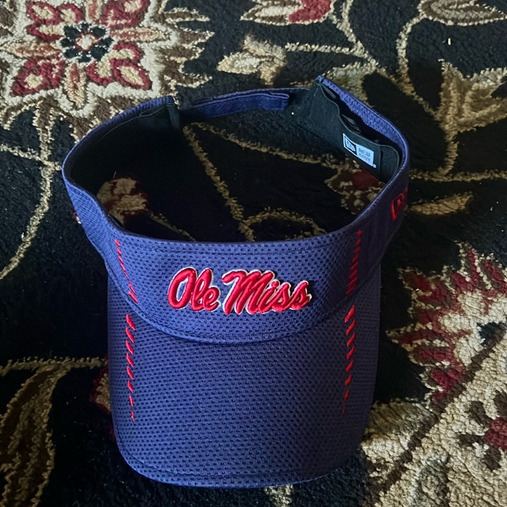 Olemiss visor